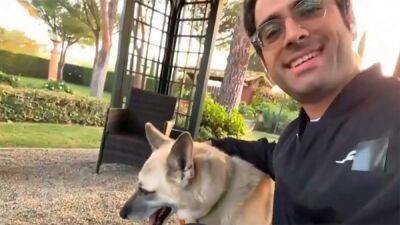 Сын Андреа Бочелли объяснил, почему забрал в Италию собаку из Купянска