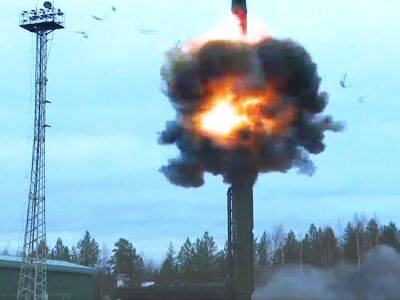Минобороны РФ показали видео учений "массированных ядерных ударов"
