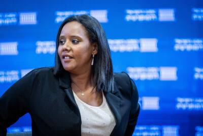 «Негр с комплексом неполноценности»: «Ликуд» о репатрианте их Эфиопии, выступившем против Нетаниягу