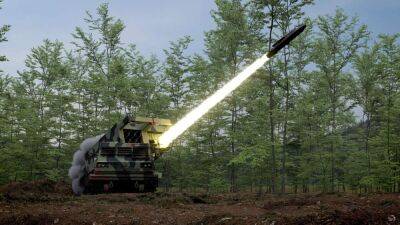Германия передала Украине дополнительные РСЗО MARS II и артиллерийские установки PzH 2000