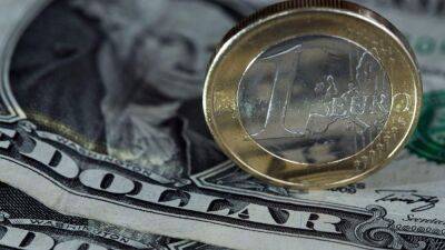 Ослабление экономики США и реванш других валют: что происходит с долларом