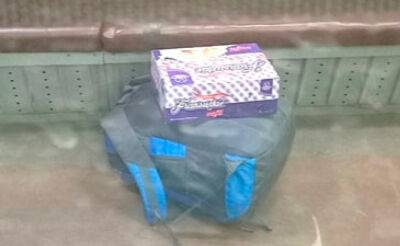В вагоне ташкентского метро обнаружили подозрительный рюкзак и коробку. Для проверки пришлось вызывать спецгруппу