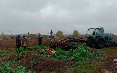 Масове поховання в Харківській області: поліція розкрила подробиці злочинів росіян