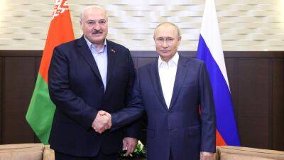 Путин тратил миллиарды на влияние в Беларуси: заставит ли он Лукашенко напасть на Украину
