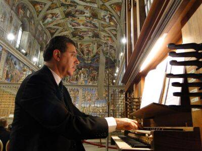 К 100-летию установления дипломатических отношений между Литвой и Ватиканом прозвучит органная и хоровая музыка