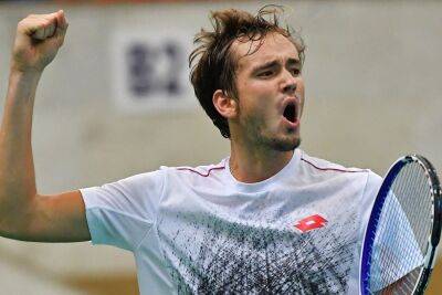 Медведев легко вышел в 1/4 финала турнира в Вене, победив Тима