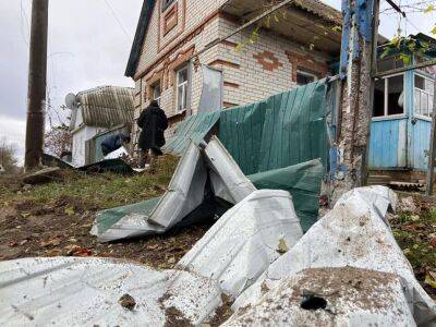Оккупанты из "Градов" и артиллерии 152 мм калибра обстреляли утром центр села в Сумской области, в один из домов залетел снаряд и не разорвался – ОВА