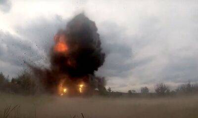 Киев содрогается от взрывов: сразу в трех районах очень громко, что происходит