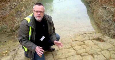 Меняли трубы и нашли 2000-летнюю дорогу: в Британии сделали редкое открытие