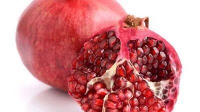 Медики назвали фрукт, який допомагає у боротьбі з раком товстої кишки