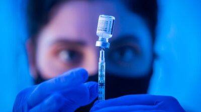 Украина получила от США 2,3 млн доз вакцины от коронавируса Pfizer-BioNTech