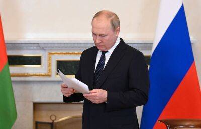 Путин поручил Шойгу внести коррективы в армию исходя из опыта проведения спецоперации