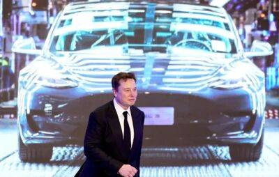 США начали расследование дела против Tesla из-за технологии автопилота