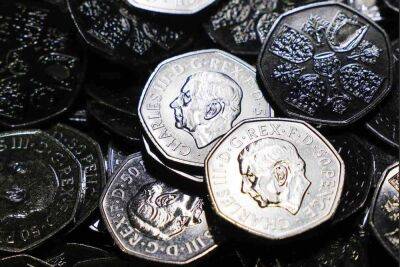 Королевский монетный двор начал выпуск монет с изображением Карла III