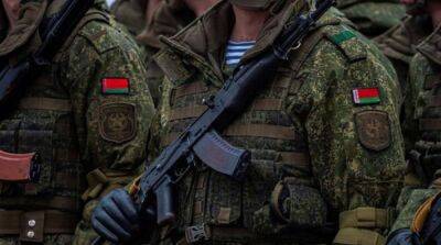 Продолжаются уже полгода: в Беларуси еще раз продлили военные учения