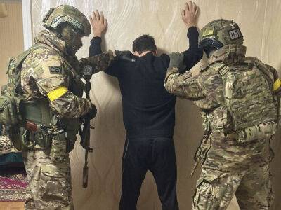 СБУ арестовала агента РФ, который наводил ракеты оккупантов на Никополь и передавал им позиции "Himars"