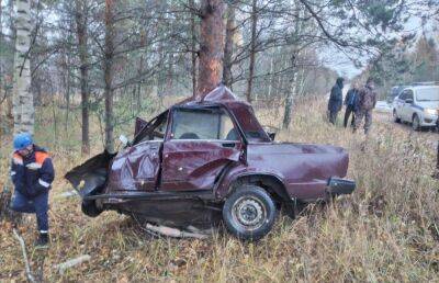 Под Тверью погиб 23-летний водитель вылетевшего с дороги ВАЗа