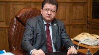 Зеленский ответил на петицию по экс-замглавы Верховного суда, который имеет гражданство рф