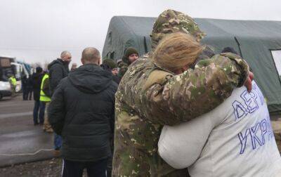В Україні дали рекомендації звільненим з полону військовим, їхнім родинам та ЗМІ