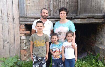 Жители Тверской области могут помочь семье, оставшейся без дома после пожара