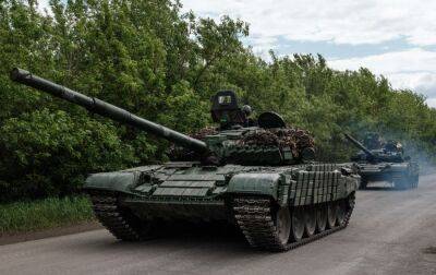 "Подарунок для Путіна". Чеські активісти купили для ЗСУ танк Т-72