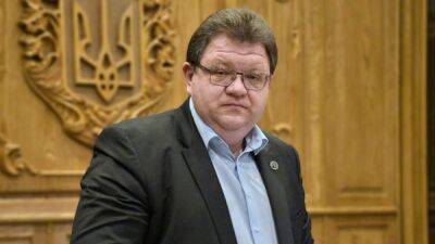 Увольнение главы КХС Львова, имеющего российское гражданство, провалили