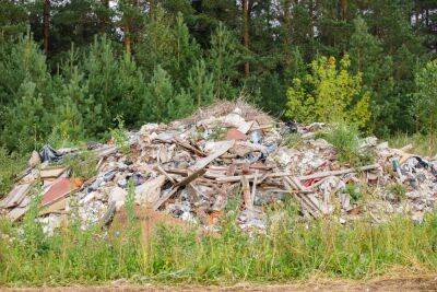 В Тверской области выявлена свалка отходов производства и потребления