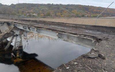 ЗСУ близько. Росіяни підривають мости в окупованих містах Луганської області