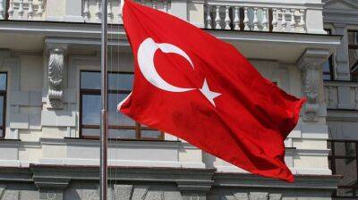 Турция ведет переговоры с РФ о "зерновой сделке", видит основания для оптимизма