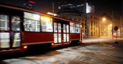 Исполнил мечту: в Польше мужчина угнал трамвай и возил пассажиров (фото) - focus.ua - Украина - Польша - Катовице