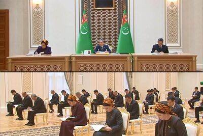 Возглавляющий верхнюю палату парламента Г.Бердымухамедов провел совещание о важности парламентской дипломатии
