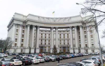Несут загрозу для всіх. У МЗС України відреагували на падіння російської ракети у Молдові