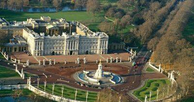 Почему Карл III никогда не сможет продать Букингемский дворец