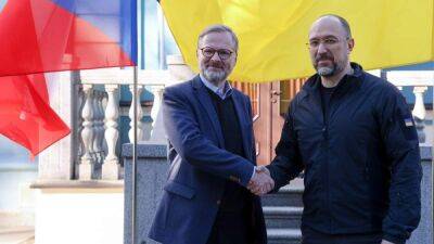 В Киев прибыл премьер Чехии Фиала: правительства стран провели совместное заседание