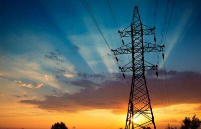 Укрэнерго ограничивает электроснабжение по всей стране