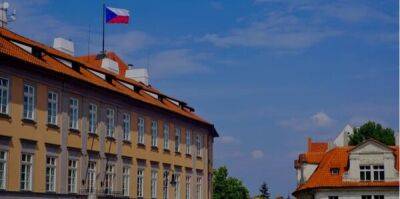Чехия призвала своих граждан покинуть РФ из-за риска эскалации и мобилизации