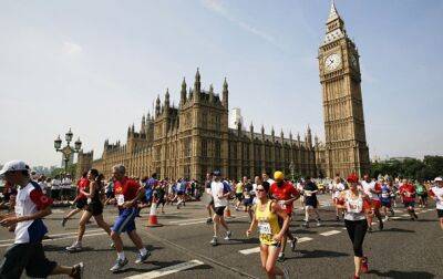 Участник лондонского марафона умер, не добежав 5 км до финиша - korrespondent.net - Украина - Англия - Лондон - Кения