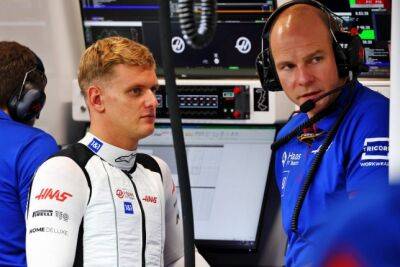 В Haas F1 начали переговоры с Миком Шумахером