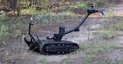 Роботы Superdroid Robots Mastiff помогают украинцам бороться с минами ВС РФ (видео)