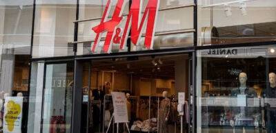 H&M повністю розриває зв'язки з рф. Всі магазини мережі закривають після повного розпродажу