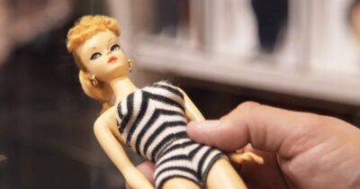 Дочь известного свингера, наркомана и любителя оргий утверждает, что именно он создал куклу Барби