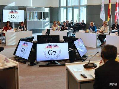 В G7 выработали три этапа ограничения цен на нефть из России