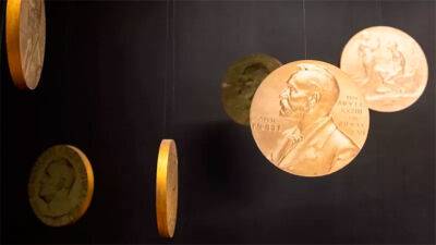 Нобелівську премію з хімії присудили трьом вченим за розвиток клік-хімії