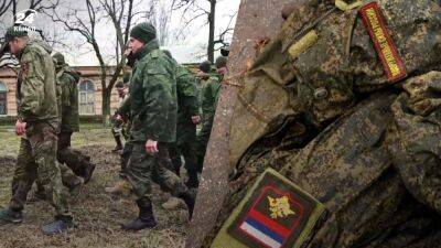 Издеваются даже "призванные" на Донбассе: у "мобиков" офицеры отбирают купленное снаряжение