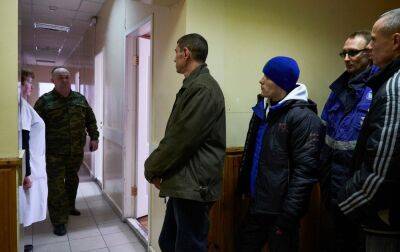 Окупанти розпочали "часткову" мобілізацію в Луганській області: повісті роздають усім, - Гайдай