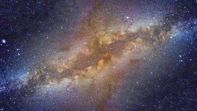 Оказалось, что нашу галактику окружает огромное кладбище звезд