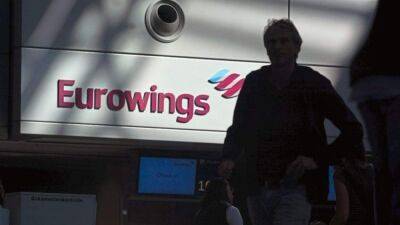 Пилоты немецкой Eurowings объявили забастовку: отменить могут более 200 рейсов