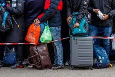 Города Германии останавливают прием беженцев из Украины. Причина — нет мест