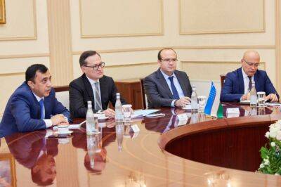 Комил Алламжонов - Узбекистан - Помощник госсекретаря США Элизабет Трюдо посетила с визитом Узбекистан - podrobno.uz - США - Узбекистан - Ташкент