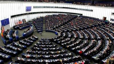 Депутати Європарламенту закликають до масштабного збільшення військової допомоги Україні – резолюція